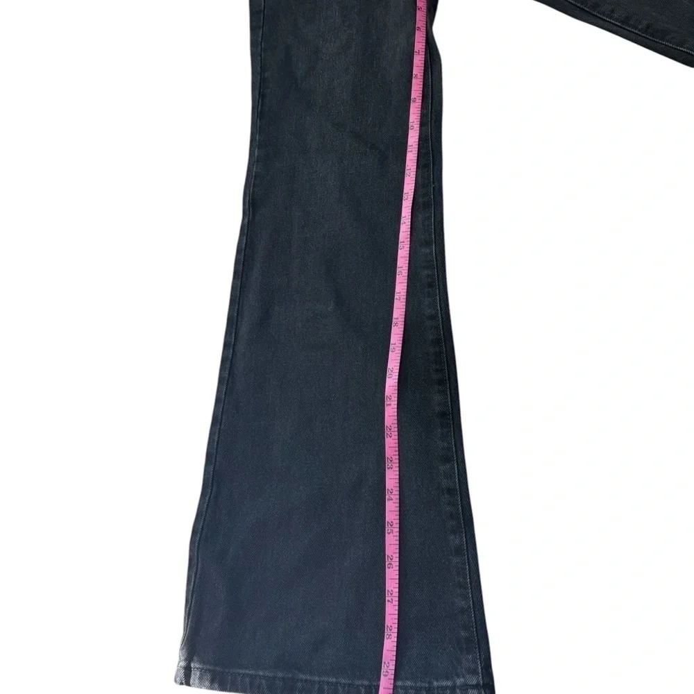 Universal Thread Women's High- Rise Vintage Straight Jeans - Black Size 2/S